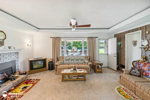 3092 Covert, Flint, MI 48506 photo 6