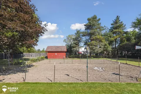 3092 Covert, Flint, MI 48506 photo 24