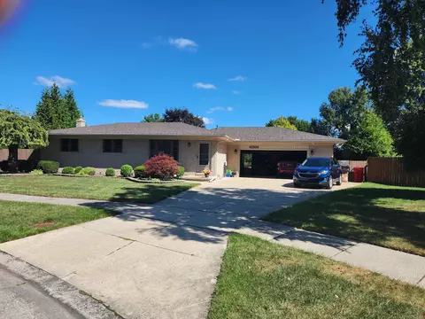 40804 Groveland, Clinton Township, MI 48038