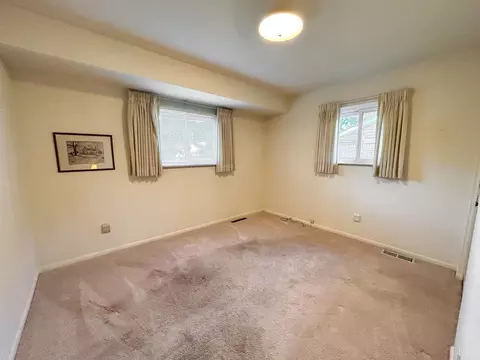 1409 W Judd, Flint, MI 48507 photo 9