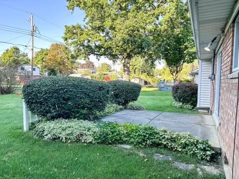 1409 W Judd, Flint, MI 48507 photo 19
