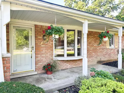 1409 W Judd, Flint, MI 48507 photo 3