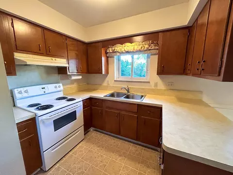 1409 W Judd, Flint, MI 48507 photo 8