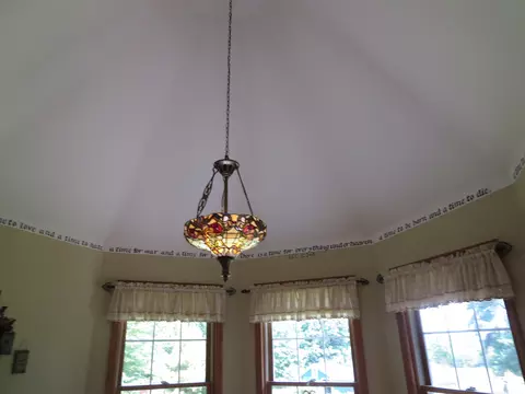 Dining - 3311 N Hoover, Gladwin, MI 48624 photo 4 of 6