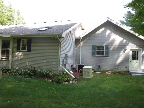 Exterior - 3311 N Hoover, Gladwin, MI 48624 photo 22 of 33