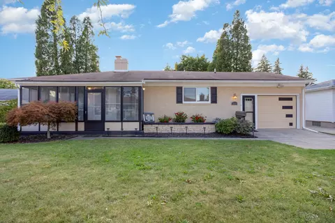 2610 S Jefferson, Bay City, MI 48708