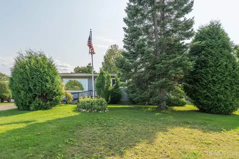 724 Carr, Negaunee, MI 49866