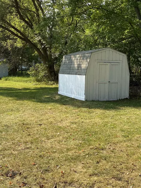 Exterior - 327 Orchard, Perry, MI 48872 photo 4 of 5