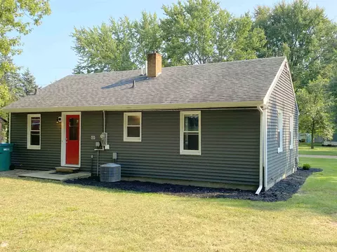 Exterior - 327 Orchard, Perry, MI 48872 photo 3 of 5