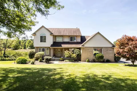 11124 Powhatan, South Lyon, MI 48178