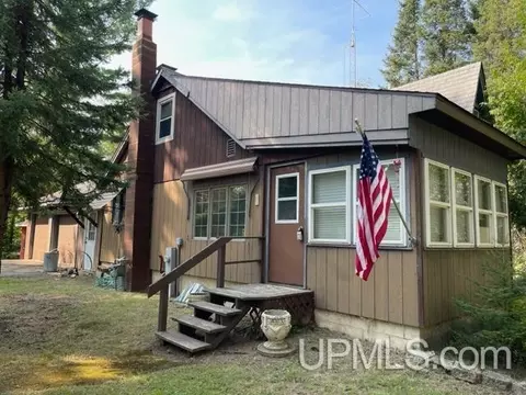 5056 Sea Lion Lk, Florence, WI 54121