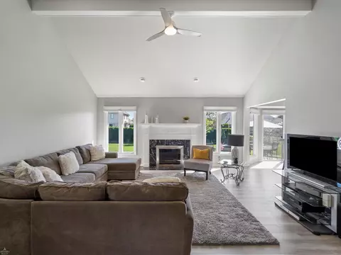 54312 Nicholas, Macomb, MI 48042 photo 15