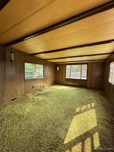 3958 County 416 20th, Gladstone, MI 49837 photo 7