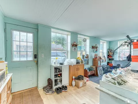 573 Main, Dundee, MI 48131 photo 22