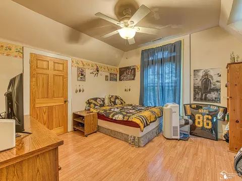 573 Main, Dundee, MI 48131 photo 2