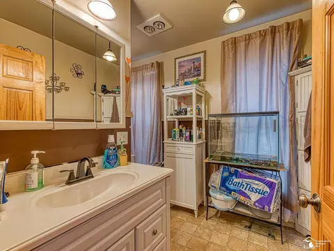 573 Main, Dundee, MI 48131 photo 7
