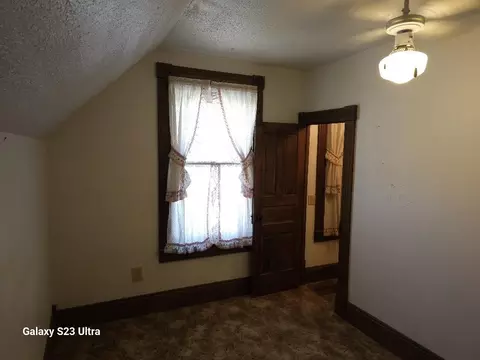 Bedroom - 441 W Beech, Gladwin, MI 48624 photo 7 of 11