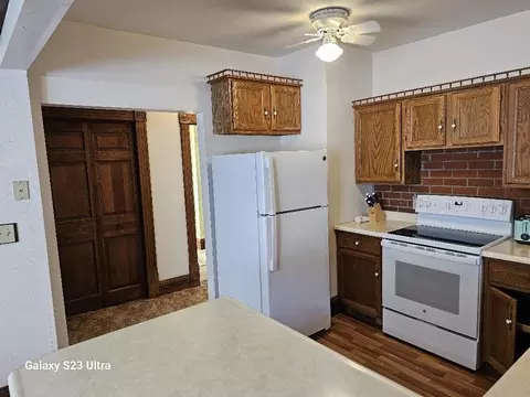 Kitchen - 441 W Beech, Gladwin, MI 48624 photo 2 of 2