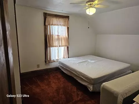 Bedroom - 441 W Beech, Gladwin, MI 48624 photo 9 of 11