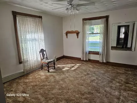 Living - 441 W Beech, Gladwin, MI 48624 photo 1 of 1