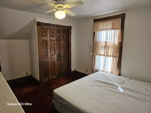 Bedroom - 441 W Beech, Gladwin, MI 48624 photo 10 of 11