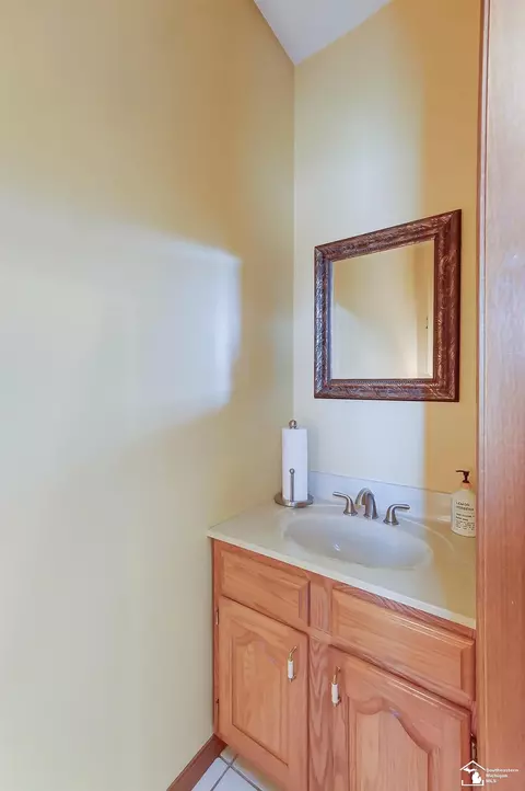 Bath - 4101 E Dunbar, Monroe, MI 48161 photo 10 of 11