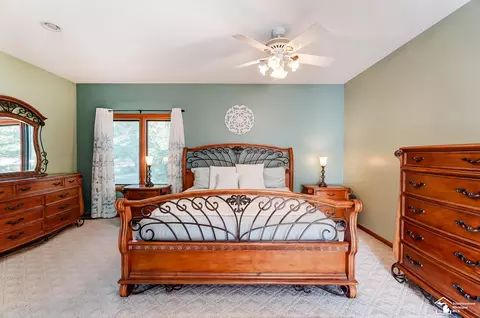 Bedroom - 4101 E Dunbar, Monroe, MI 48161 photo 3 of 9