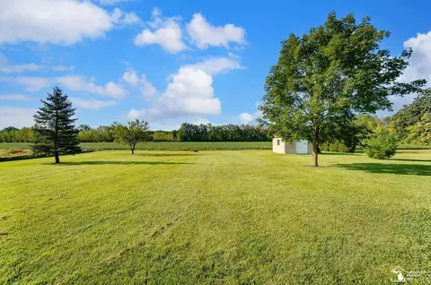 Exterior - 4101 E Dunbar, Monroe, MI 48161 photo 11 of 12
