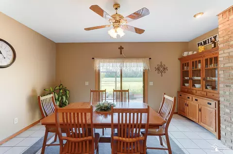 Dining - 4101 E Dunbar, Monroe, MI 48161 photo 1 of 2