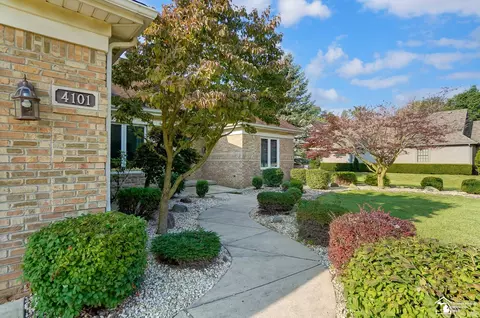 Exterior - 4101 E Dunbar, Monroe, MI 48161 photo 3 of 12