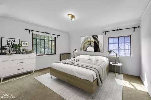Bedroom - 1363 Yorkshire, Grosse Pointe Park, MI 48230 photo 5 of 13