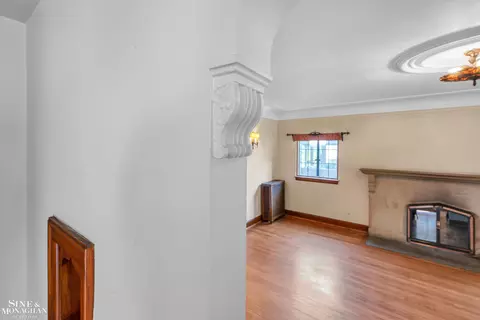 Living - 1363 Yorkshire, Grosse Pointe Park, MI 48230 photo 2 of 9