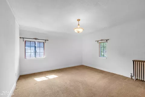Bedroom - 1363 Yorkshire, Grosse Pointe Park, MI 48230 photo 7 of 13