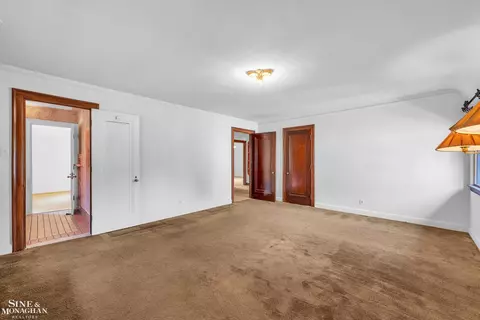 Bedroom - 1363 Yorkshire, Grosse Pointe Park, MI 48230 photo 2 of 13