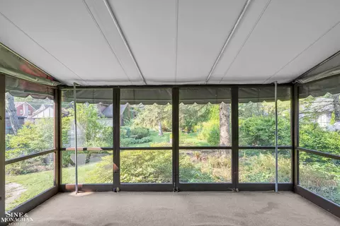 Exterior - 1363 Yorkshire, Grosse Pointe Park, MI 48230 photo 3 of 8