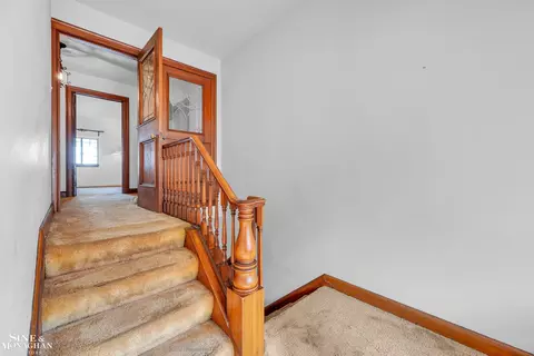 Entry Way - 1363 Yorkshire, Grosse Pointe Park, MI 48230 photo 6 of 11