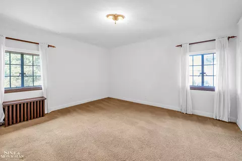 Bedroom - 1363 Yorkshire, Grosse Pointe Park, MI 48230 photo 9 of 13