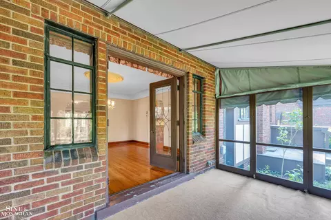 Exterior - 1363 Yorkshire, Grosse Pointe Park, MI 48230 photo 4 of 8