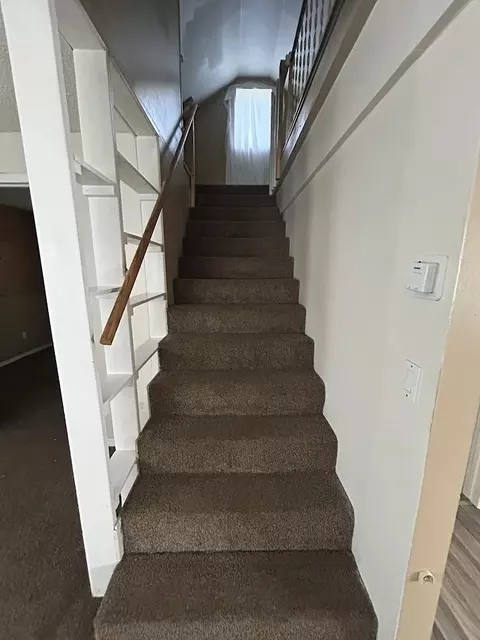 Entry Way - 1374 Webber, Burton, MI 48529 photo 1 of 2