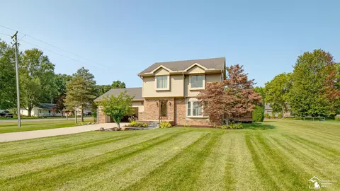 24932 Independence, New Boston, MI 48164
