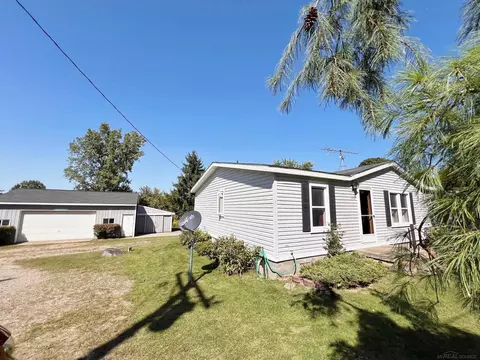 1292 Railroad, Melvin, MI 48454