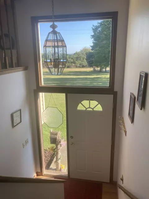Entry Way - 3811 Buzzell, Gladwin, MI 48624 photo 4 of 5