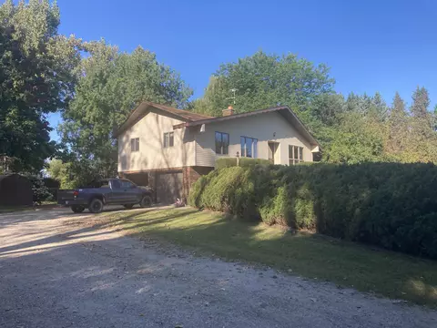 Exterior - 3811 Buzzell, Gladwin, MI 48624 photo 6 of 35