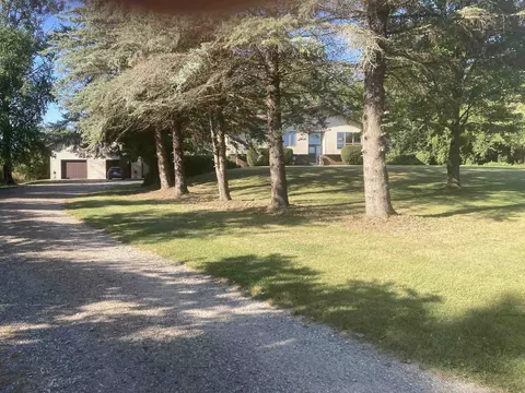 Exterior - 3811 Buzzell, Gladwin, MI 48624 photo 5 of 35