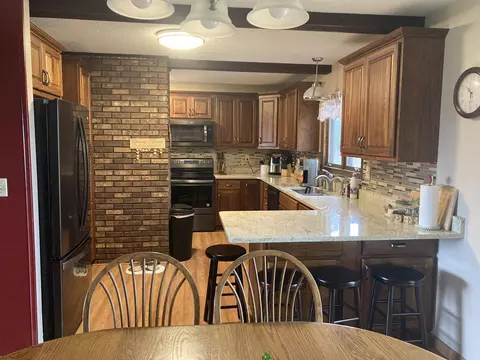 Kitchen - 3811 Buzzell, Gladwin, MI 48624 photo 9 of 12
