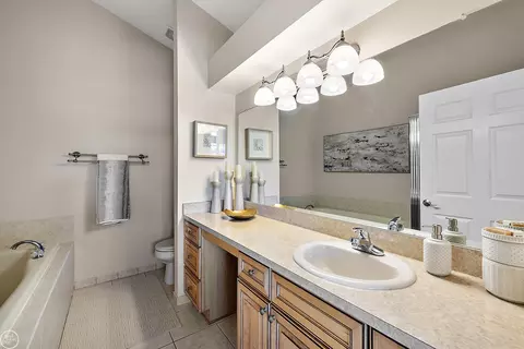 23615 Foxboro, Macomb, MI 48042 photo 21