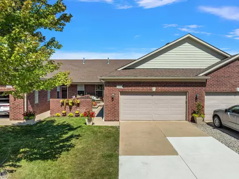 23615 Foxboro, Macomb, MI 48042 photo 43