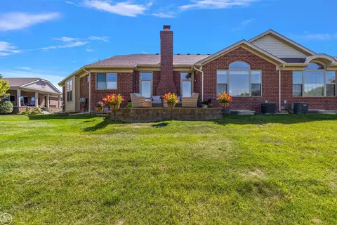 23615 Foxboro, Macomb, MI 48042 photo 36