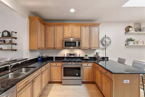 23615 Foxboro, Macomb, MI 48042 photo 9