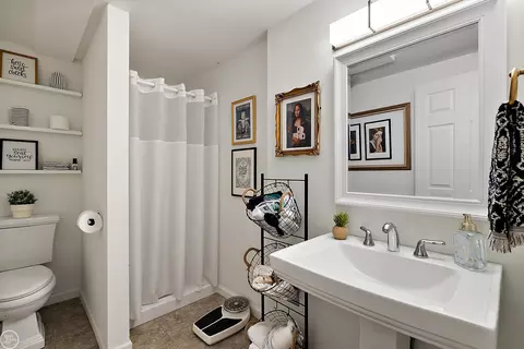 23615 Foxboro, Macomb, MI 48042 photo 32